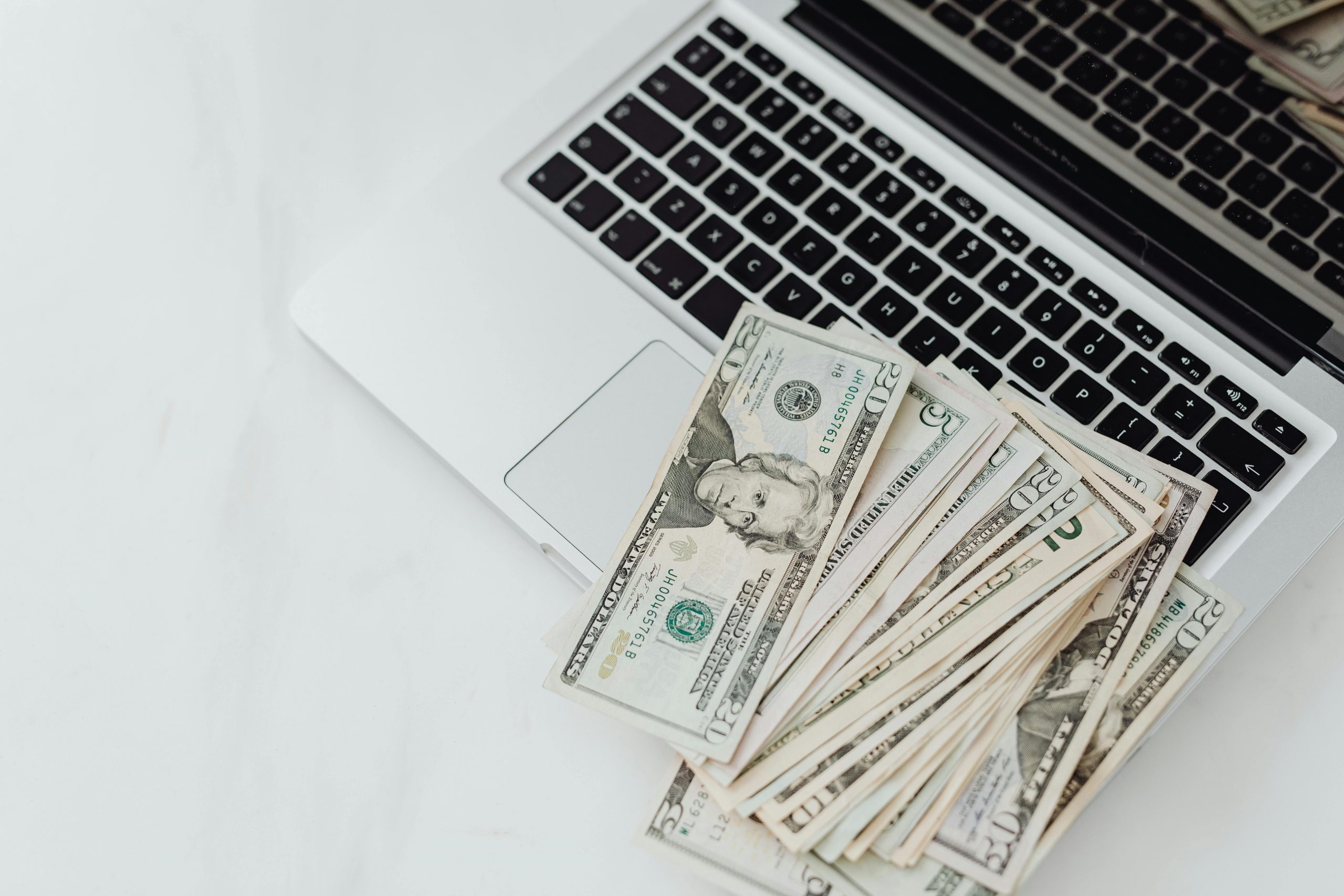 How to Sell on Facebook Marketplace: A First-Time Seller’s Complete Guide