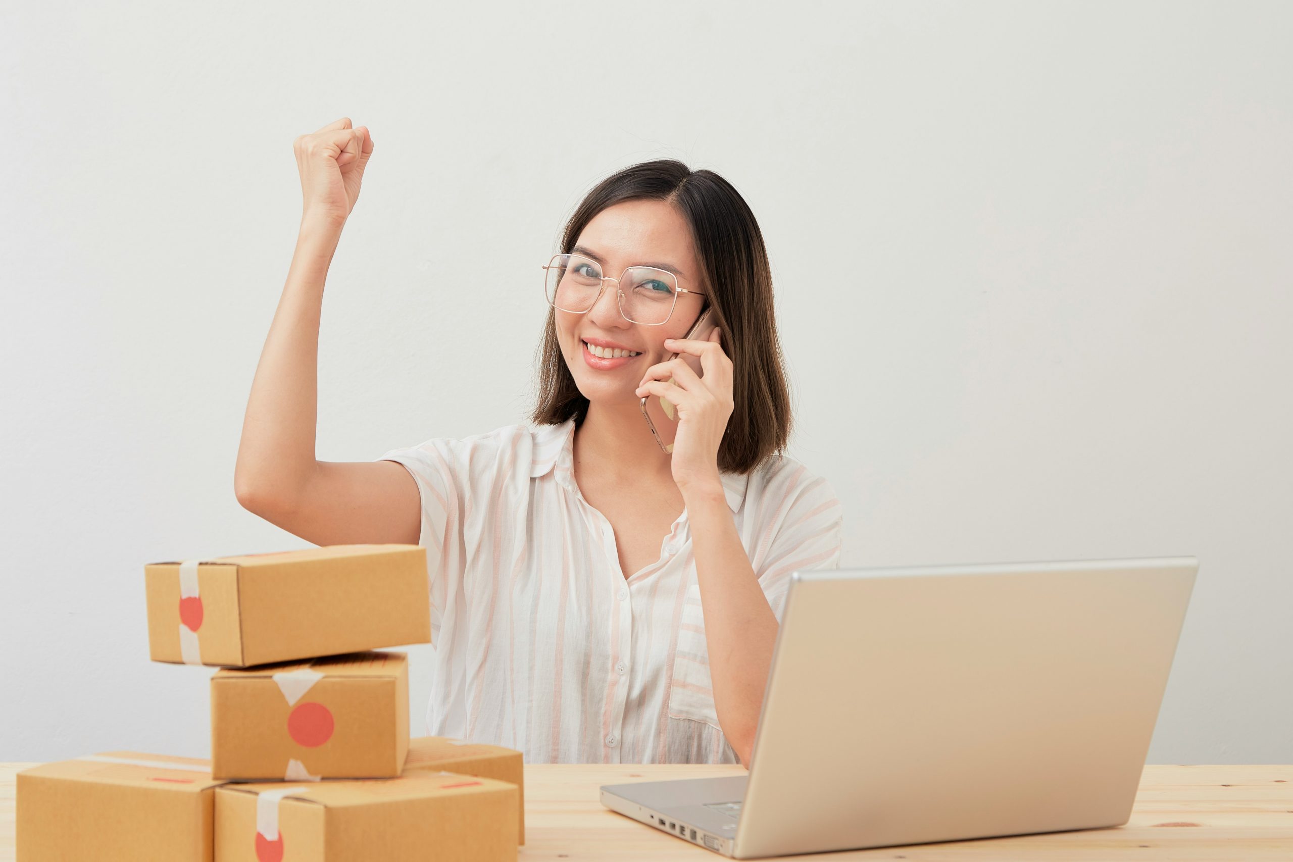 How Much Does It Cost to Start an Online Store on Shopify vs. WooCommerce?